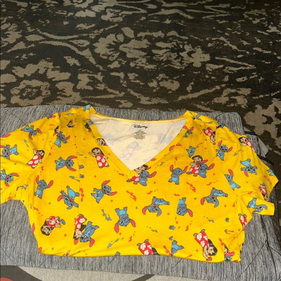 Torrid Yellow Disney Graphic LILO and Stitch Print Top - Picture 4 of 10